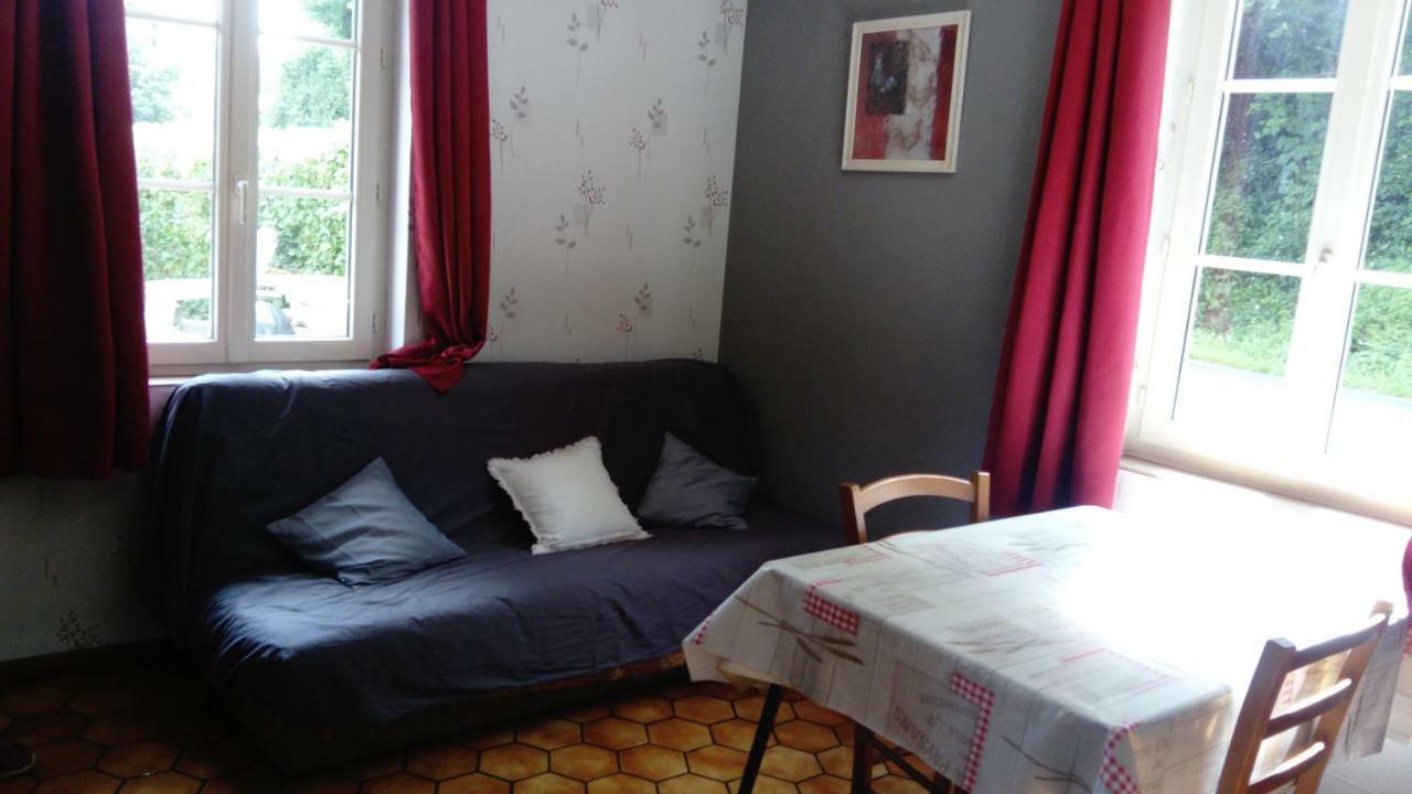 La Petite Maison Normande Ticheville Bagian luar foto
